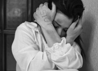 Molestie del professore: ecco il racconto di come avvengono all’Università