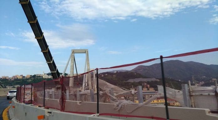 Le foto dei lavori in corso a Genova sul ponte crollato