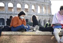 Governo nemico degli studenti: manganelli e punizione maturità