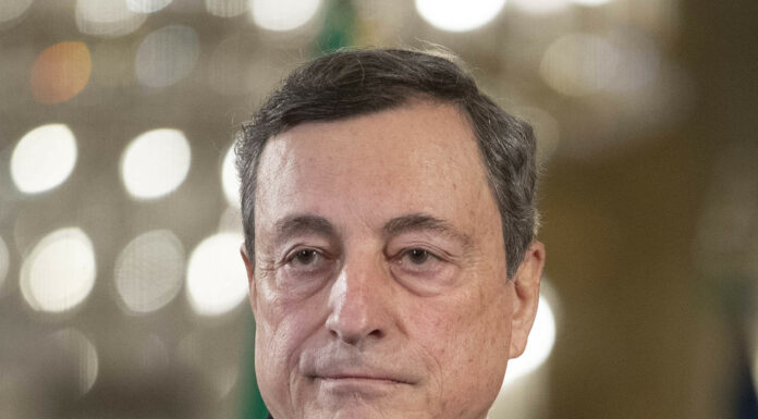 Mario Draghi, scuola al centro del programma e aperta fino a fine giugno.