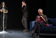 UNO SPETTACOLO DI FANTASCIENZA Una scena dello spettacolo