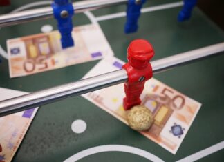 Armando Izzo condannato a 5 anni per legami con la camorra e frode sportiva nel calcio Calcio