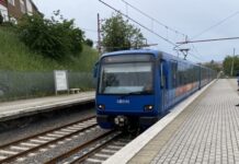 L’odissea estiva sulla Roma-Lido: promesse, guasti e un servizio al collasso che causa il blocco di Via Ostiense e Cristoforo Colombo Metromare - Lido di Ostia