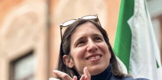 Elly Schlein contestata dagli studenti alla Sapienza