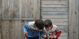 “Che i figli facciano il lavoro dei padri”. L’ennesima dichiarazione fuori dalle righe di Briatore accende la polemica.