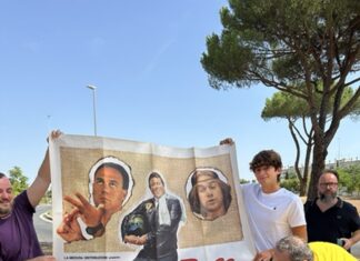 Ferragosto al palo della morte – tributo dei fan a Carlo Verdone