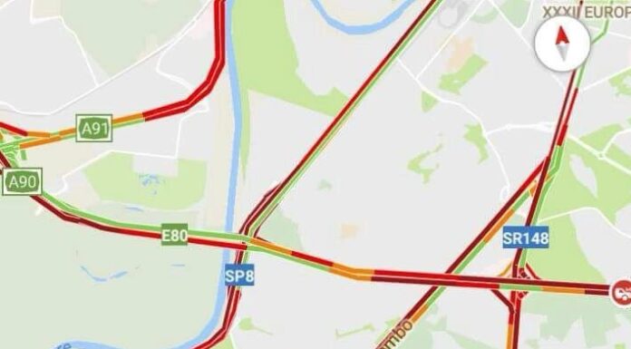 Inferno Cristoforo Colombo: laterale altezza Mezzocammino chiusa dai vigili del fuoco.