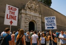 Vatican Museum and Sistine Chapel: How to Avoid Tourist Traps and Tickets the Smart Way